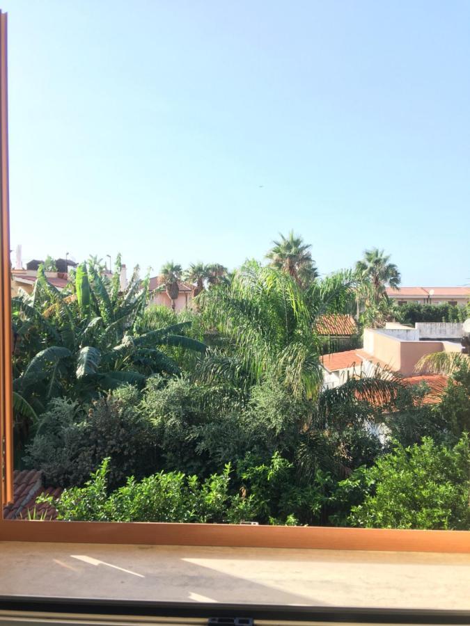 Casa Vacanze Isolotto Isola delle Femmine Buitenkant foto