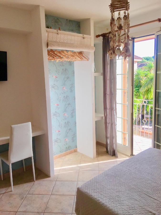 Casa Vacanze Isolotto Isola delle Femmine Buitenkant foto